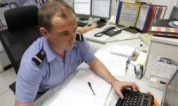 Vendredi 11 juin 2010: Portée disparue depuis 24 heures, Abigaël Sunderland a été repérée saine et sauve à bord de son voilier démâté vers 9 heures 40 à 3 000 km au sud des cô