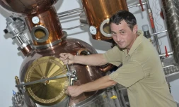 La première distillerie légale de fruits tropicaux d'Europe (Photo : DR)