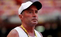 L'entraîneur d'athlétisme Alberto Salazar avant de diriger une séance d'entraînement, le 11 octobre 2019