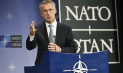 Le secrétaire général de l'Otan Jens Stoltenberg s'adresse à la presse le 8 octobre 2015 à Bruxelles