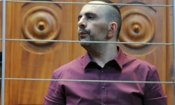 Kamel Bousselat à l'ouverture de son procès à Nîmes, le 13 juin 2016 reconnaît avoir enlevé, séquestré et violé Chloé, 15 ans, retrouvée le 16 novembre 2012 en Allemagne dans le coffre d'une voiture