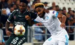 Les Marseillais du milieu de terrain Morgan Sanson (d), victorieux de justesse de Konyaspor en Europa League, attendus en Ligue 1 chez le promu Amiens