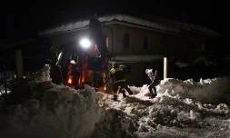 Les secouristes en route le 19 janvier 2017 vers Farindola 