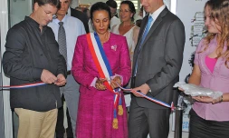 Vendredi 25 juin 2010

Inauguration d'une nouvelle plate-forme de distribution du courrier à La Saline (Photo DR)