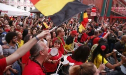 Les supporters belges en liesse à Bruxelles, après la victoire des Diables Rouges sur le Brésil en Russie, le 6 juillet 2018