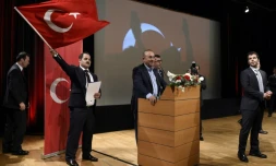 Le ministre turc des Affaires étrangères, Mevlut Cavusoglu, en meeting à Metz, dans l'est de la France, le 12 mars 2017 