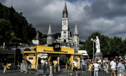 La ville de Lourdes s'apprête à donner le départ de la 19e étape du Tour de France, le 27 juillet 2018 