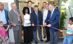 Vendredi 9 juillet 2010 - Inauguration d'un nouveau bureau de poste de la Ravine Blanche à Saint-Pierre (Photo D.R)