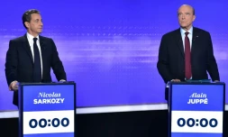 Nicolas Sarkozy et Alain Juppé sur le plateau de France 2 lors du dernier débat avant les primaires de la droite