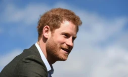 Le prince Harry, au "Hamilton Community College" de Leicester, en Angleterre, le 21 mars 2017