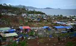 Les dégâts du cyclone Chido dans un bidonville à Kangani, à Mayotte, le 4 janvier 2025
