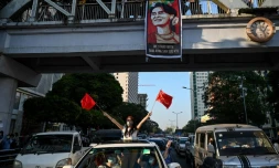 Manifestation contre le coup d'Etat militaire en Birmanie, le 8 février 2021 à Rangoun