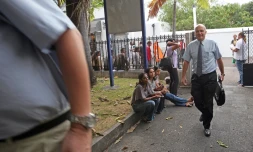 Mercredi 21 juillet 2010

Réunion à la direction du travail entre la direction du Quotidien et les syndicats (Photo Marie Trouvé)