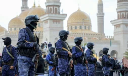 Des membres des forces de sécurité houthis lors d'un rassemblement anti-israélien et anti-américain à Sanaa,  au Yémen, le 19 janvier 2024