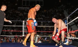 Vendredi 23 juillet 2010 - Saint-Denis - Championnat du monde de boxe thaï - Le Français Jérôme Le Banner bat le Canadien Tomas Novak.