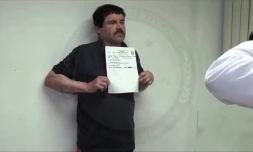 Une capture d'écran fournie par le parquet général mexicain, montrant le baron de la drogue Joaquin "El Chapo" Guzman, à la prison d'Altiplano, dans l'État d'Almoloya de Juarez au Mexique, le 27 janvier 2016