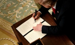 Donald Trump menace de taxes punitives les 505 milliards de dollars de produits chinois importés