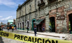 Un immeuble endommagé par le séisme à Oaxaca, dans le sud du Mexique, le 23 juin 2020