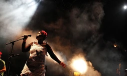 Mercredi 4 Août 2010
Sakifo concert de Nathalie Natiembé