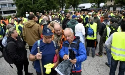 Des volontaires mobilisés pour une battue  autour de Pont-de-Beauvoisin (Isère) le 2 septembre 2017 afin de retrouver des traces de Maëlys, une fillette de 9 ans disparue