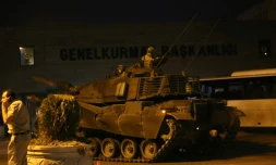 Un char de l'armée turque à Ankara, le 16 juillet 2016
