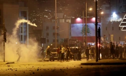 Heurts entre manifestants et forces de l'ordre à Beyrouth, le 14 décembre 2019 au Liban