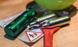 Cartouches metalliques contenant du gaz hilarant, à Lille le 21 janvier 2019