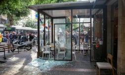 La police israélienne sur le site d'une fusillade à Tel Aviv, le 1er janvier 2016