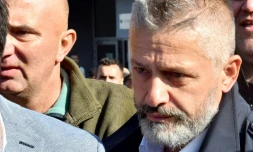 Naser Oric, ex-commandant des forces bosniaques de Srebrenica, Ă la sortie du tribunal Ă Sarajevo le 9 octobre 2017