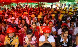 Manifestation à Rangoun, le 14 mars 2021 pour dénoncer le coup d'état militaire