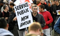 Manifestation pour la défense des services publics, le 10 octobre 2017 à Paris