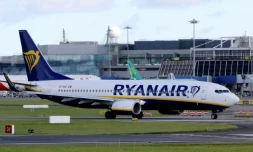 Un avion de la compagnie à bas coût Ryanair sur le tarmac de l'aéroport de Dublin, le 21 septembre 2017