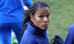 La défenseure française Wendie Renard, lors d'un entraßnement, le 26 juillet 2023 à Sydney