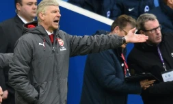 L'entraĂźneur d'Arsenal, Arsene Wenger, pendant un match de Premier League face Ă Brighton, le 4 mars 2018 Ă Brighton, sud de l'Angleterre