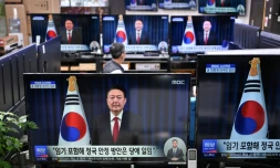 Le président sud-coréen Yoon Suk-Yeol adresse un message télévisé à la nation, le 7 décembre 2024