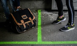 Les enfants de maternelle et primaire reprendront lundi le chemin de l'école, premiÚre étape vers la levée encore conditionnelle des restrictions face à l'épidémie de Covid-19