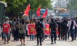 Photo diffuséele 6 avril 2021 par une source anonyme via Facebook d'une manifestation à Mandalay contre le coup d'Etat militaire en Birmanie