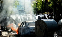 Affrontements entre manifestants serbes et forces de l'ordre du Kosovo et de la KFOR, le 29 mai 2023 Ă Zvecan, dans le nord du pays