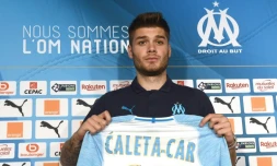 Le défenseur croate Duje Caleta-Car, recrue de l'OM, lors de sa présentation le 20 juillet 2018 à Marseille