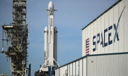 SpaceX doit lancer mardi 6 février le Falcon Heavy, fusée décrite comme la "plus puissante au monde"