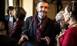 Le journaliste et écrivain français Philippe Lançon s'exprime aprÚs avoir reçu le Prix Feminan pour son roman "Le Lambreau" à Paris le 5 novembre 2018