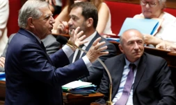 Le ministre de la Cohésion des territoires Jacques Mézard lors d'une séance de questions au gouvernement à l'Assemblée nationale à paris le 19 juillet 2017