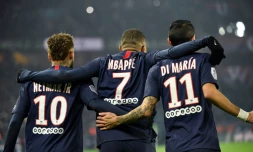 Le trio gagnant du PSG: les buteurs Neymar et Kylian Mbappe, en compagnie de Di Maria, passeur décisif, le 4 décembre 2019, au Parc des Princes à Paris