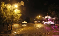 Dimanche 8 Août 2010

 Sakifo - La pluie gâche la fin du festival