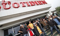 Mardi 10 Août 2010


Les salariés du Quotidien débrayent