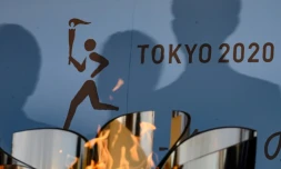 Logo du relais de la flamme olympique pour les JO de Tokyo 2020, reportés à 2021, à Fukushima au Japon le 25 mars 2020