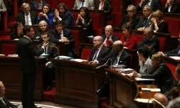 Le Premier ministre Manuel Valls s'adresse aux députés, le 26 janvier 2016 à l'Assemblée, à Paris