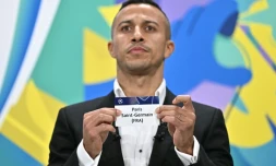 L'ancien joueur espagnol, Thiago Alcantara, lors du tirage au sort des barrages de la Ligue des champions, le 31 janvier 2025, au siège de l'UEFA, à Nyon en Suisse