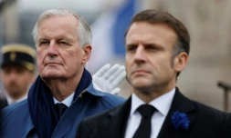 Michel Barnier et Emmanuel Macron lors des commémorations du 11-Novembre, le 11 novembre 2024 à Paris