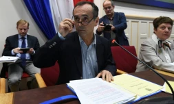 Le maire de Béziers, Robert Ménard, le 18 octobre 2016, lors d'un conseil municipal